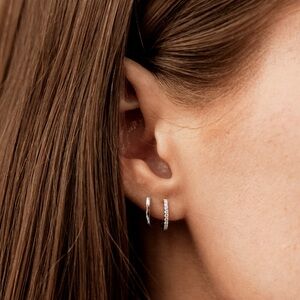 ✨ Dana Rebecca Designs DRD White Gold Diamond Huggies! (Second pair) ✨